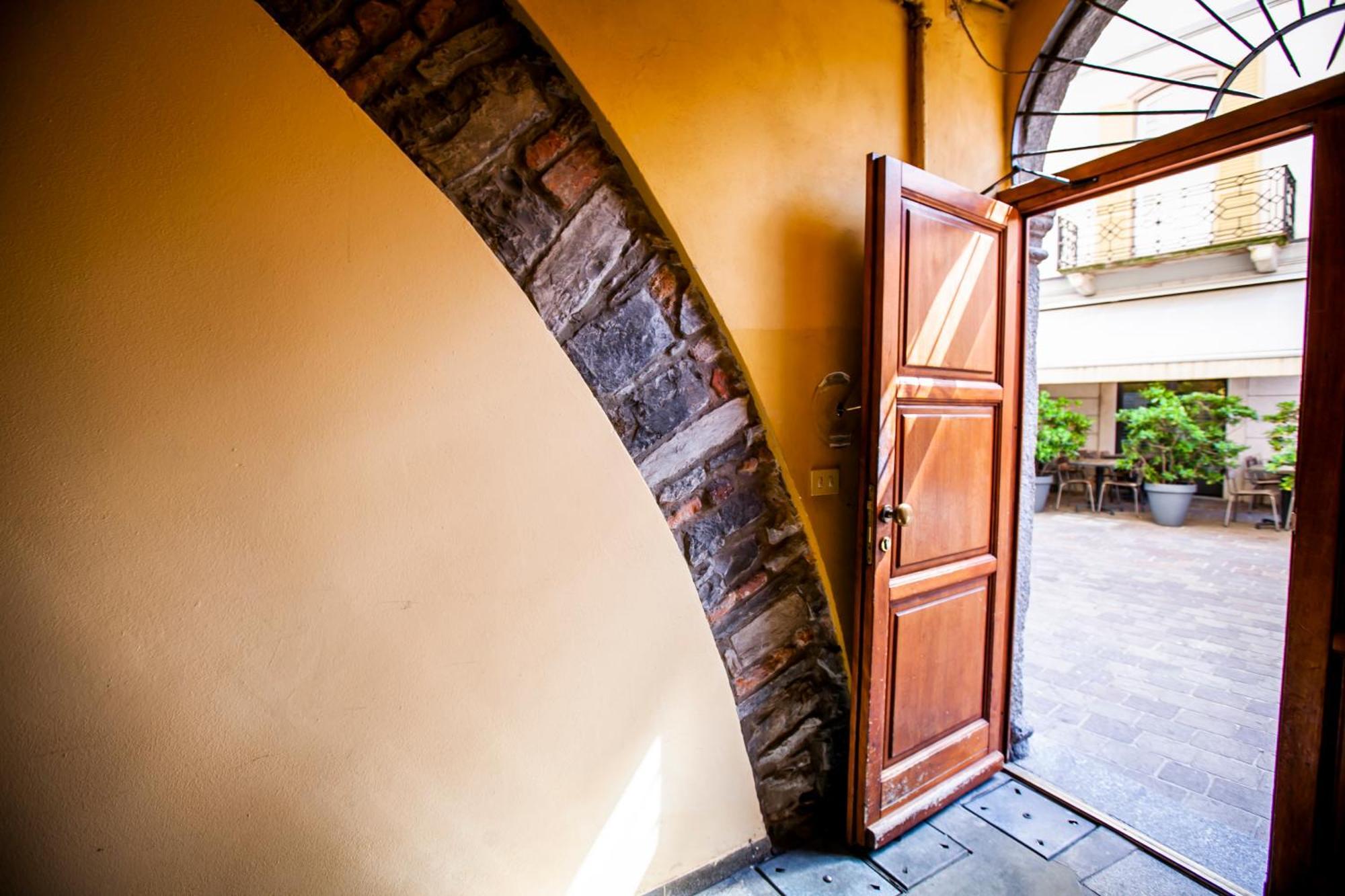 The Goose House Appartement Como Buitenkant foto